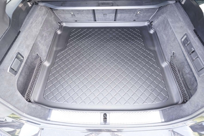 BMW i5 BOOT LINER (G61) mat - BootsLiners